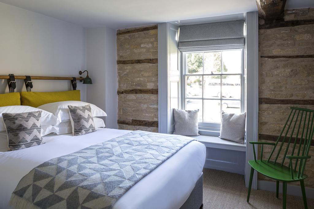 The Old Stocks Inn Stow-on-the-Wold Room photo
